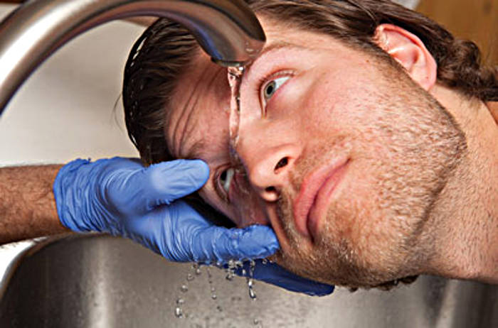 промывание под струей